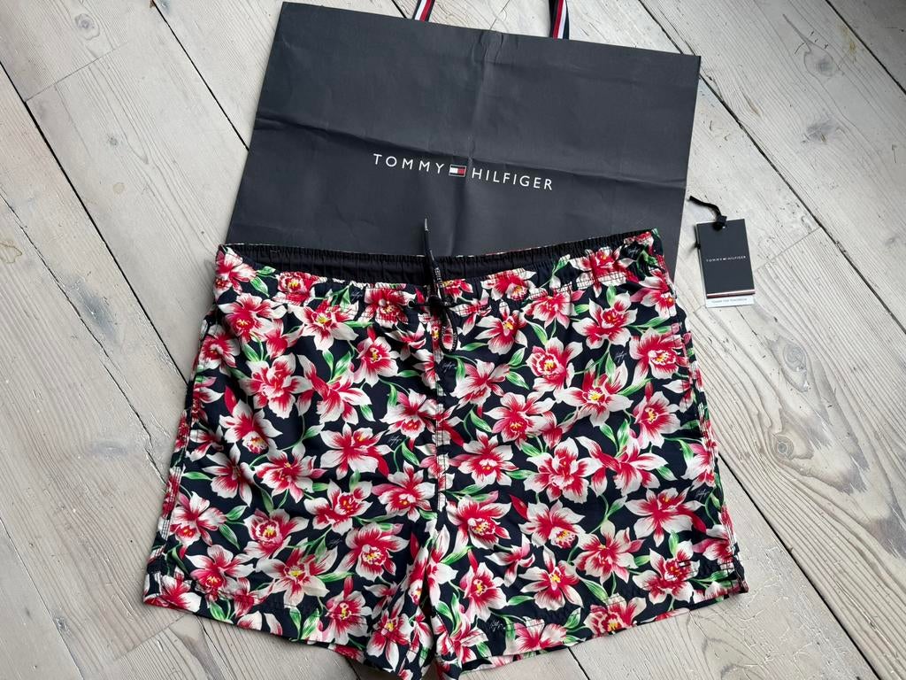 Schitterende zwembroek/shorts van TOMMY HILFIGER size XL, Kleding | Heren, Broeken en Pantalons, Blauw, Tommy Hilfiger, Maat 56/58 (XL)