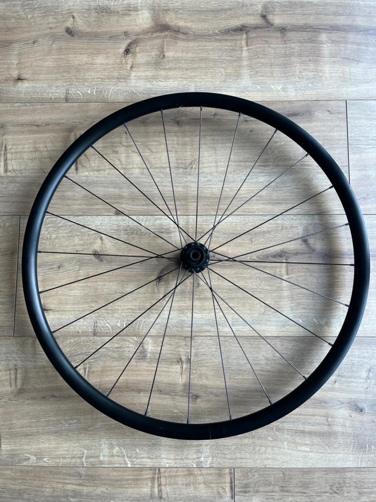 DT Swiss Voorwiel Racefiets Aluminium TLR Tubeless Ready, Gebruikt, Aluminium, Racefiets, Ophalen
