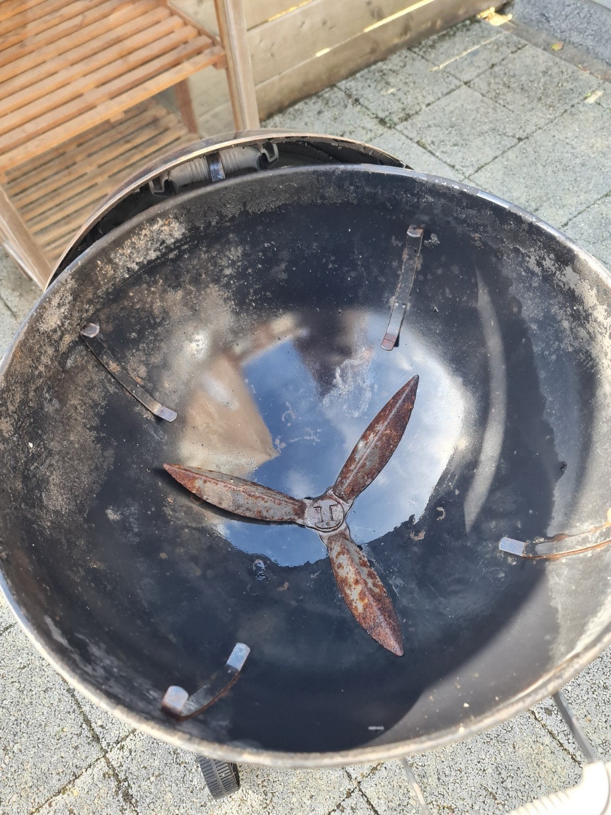 Weber barbecue 57cm met NIEUW rooster, Ophalen of Verzenden