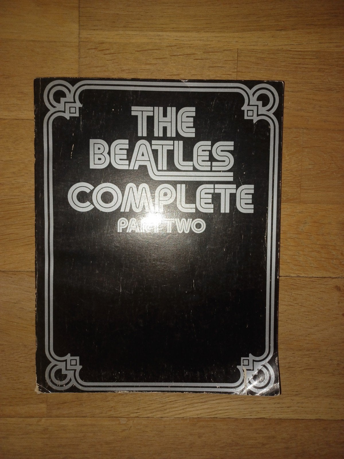 The Beatles Complete Part Two bladmuziekboek, Boeken, Ophalen of Verzenden, Gelezen, Artiest, The Beatles