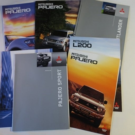 Mitsubishi Pajero L200 Sport folders NL tekst PARTIJ PRIJS, Ophalen of Verzenden, Zo goed als nieuw, Mitsubishi
