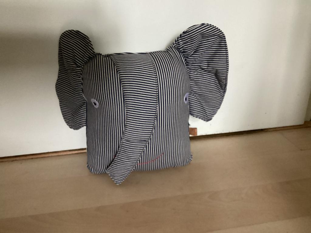 *goede staat* Oyoy mini Erik de olifant kussen, Ophalen, Gebruikt, Kleed of Kussen