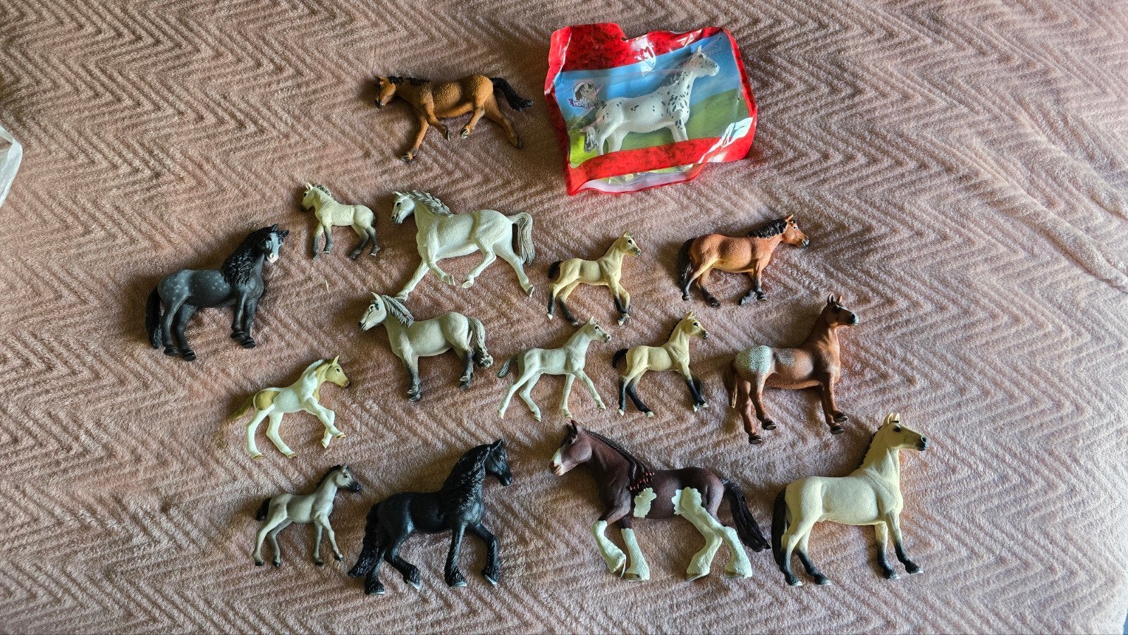 Nieuwe Schleich paarden 16 stuks, Ophalen of Verzenden, Nieuw