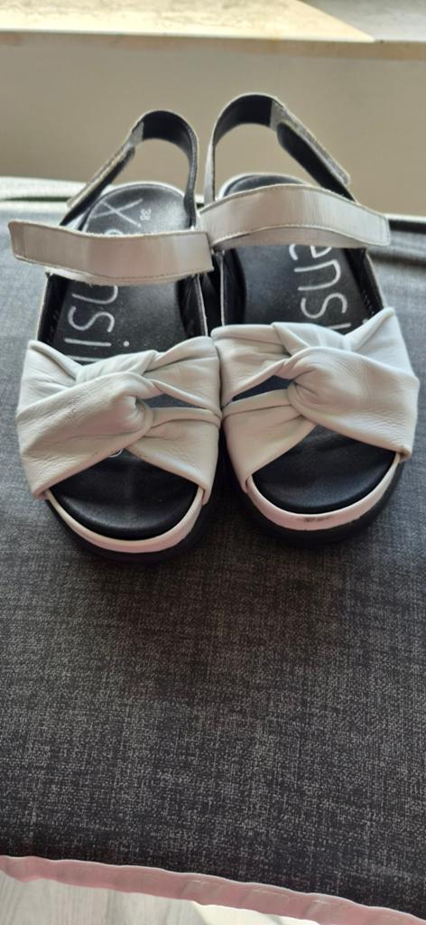 Xsensible sandalen wit, maat 38, heel weinig gedragen., Ophalen of Verzenden, Zo goed als nieuw, Wit, Sandalen of Muiltjes