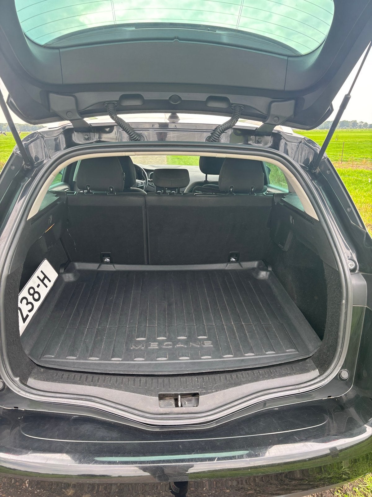 Foto 16 van Renault Mégane 1.2 Energy TCe 130pk 2017 Zwart