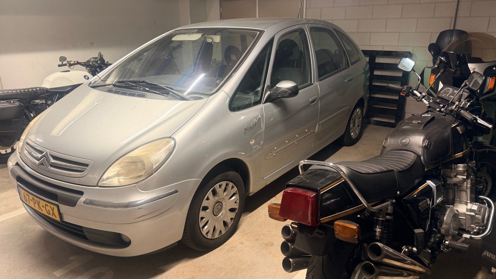 Citroën Xsara 1.6 I Picasso 70KW 2004 Grijs, Auto's, Xsara, Origineel Nederlands, Particulier, 1587 cc