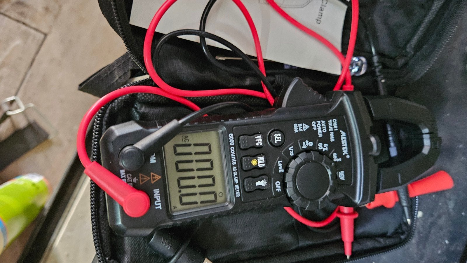Digitale Multimeter - Stroomtang - CM81 - Zo goed als nieuw, Ophalen of Verzenden, Zo goed als nieuw, Multimeter