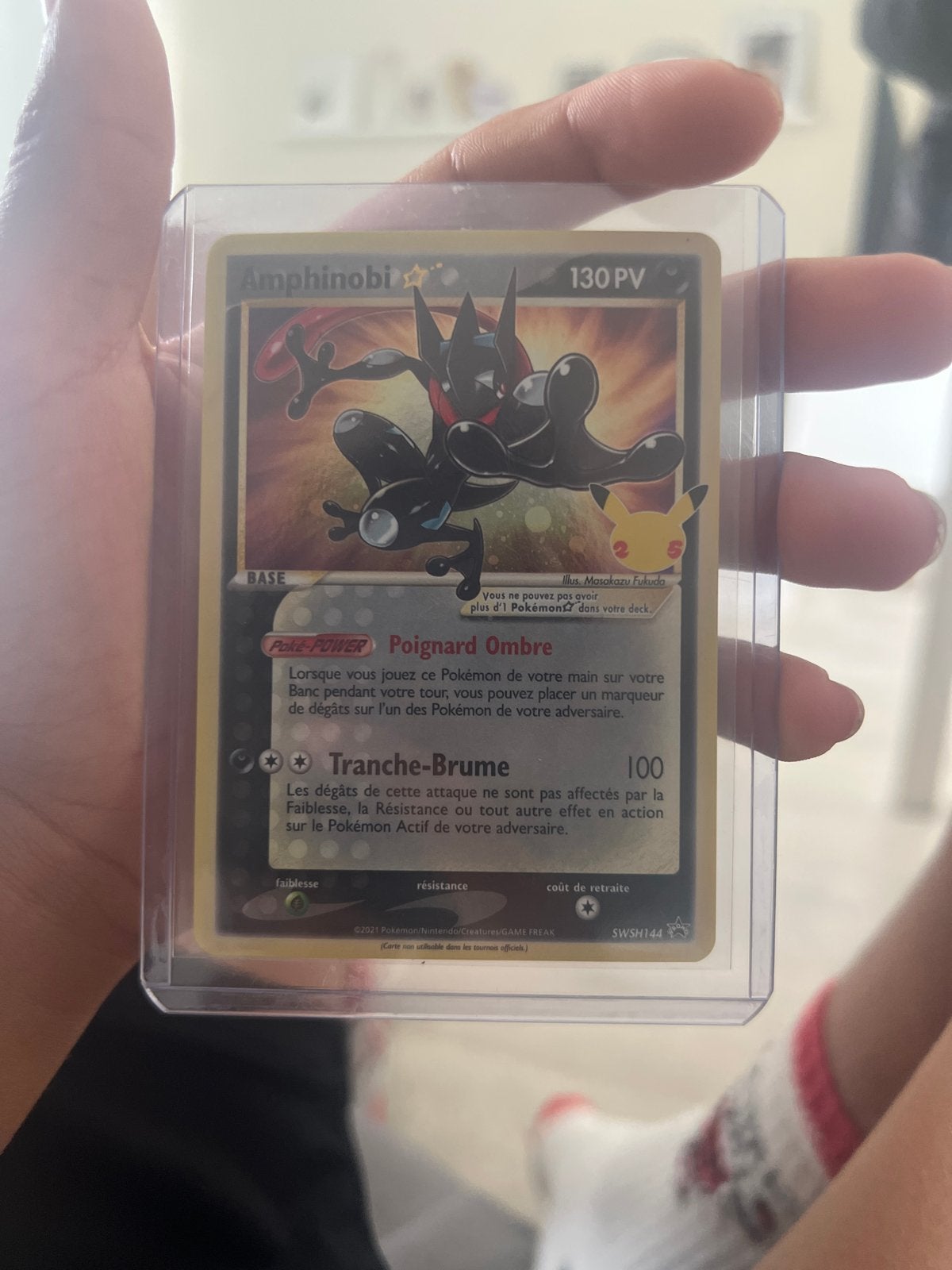 Amphibobi 130 PV Pokémon kaart, Ophalen, Zo goed als nieuw, Losse kaart
