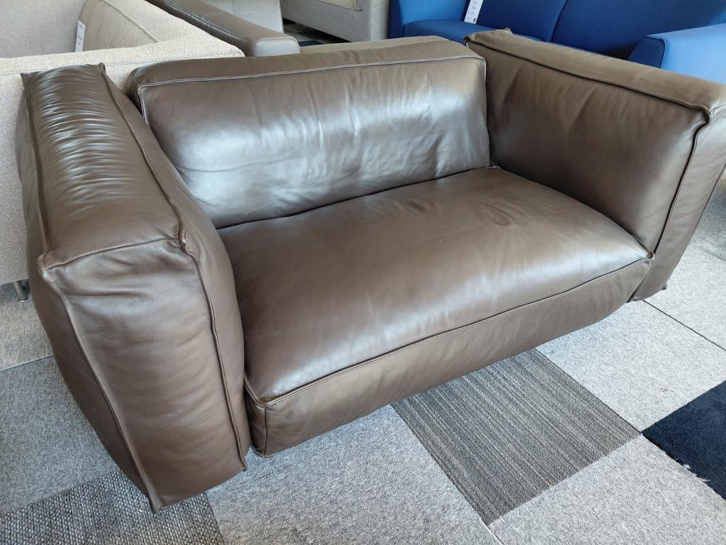 Gelderland 6400 | Loveseat |  Bruin leer, Modern design, Gebruikt, Info@andriesign.nl, 150 tot 200 cm