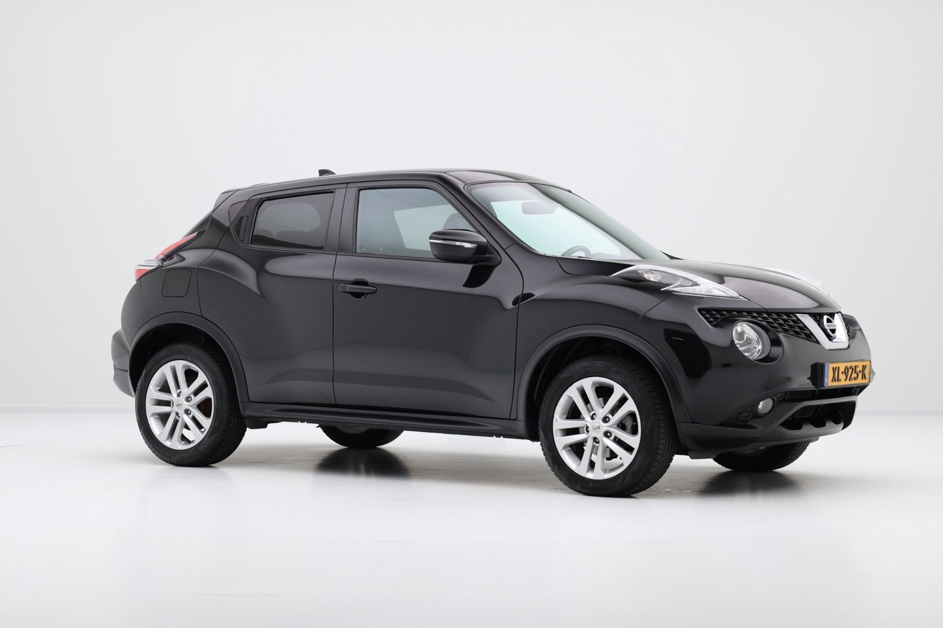 Nissan Juke 1.2 DIG-T S/S N-Connecta, Auto's, Voorwielaandrijving, 639 kg, Euro 6, Zwart