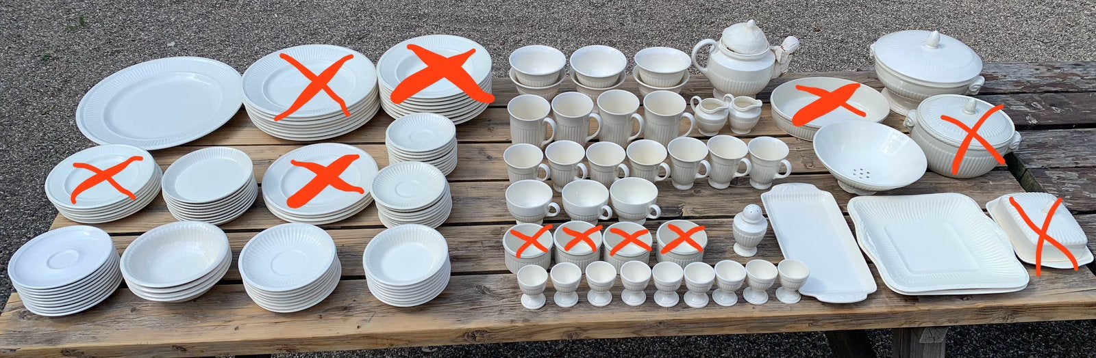 Wedgwood Edme servies - 133 delen + 8 reserve, Antiek en Kunst, Ophalen