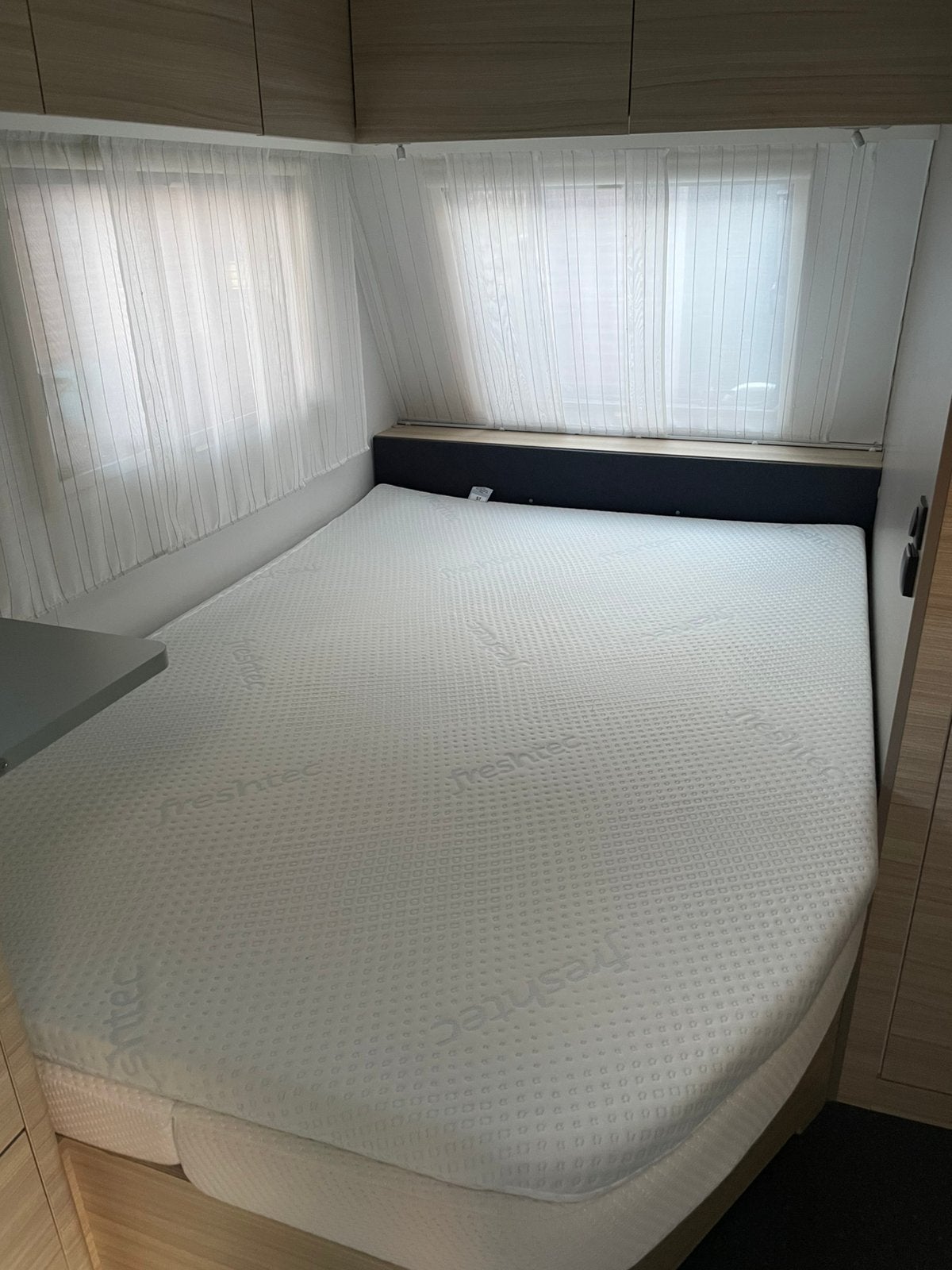 Duvalay topper Freshtec caravan Frans bed, Ophalen, Zo goed als nieuw