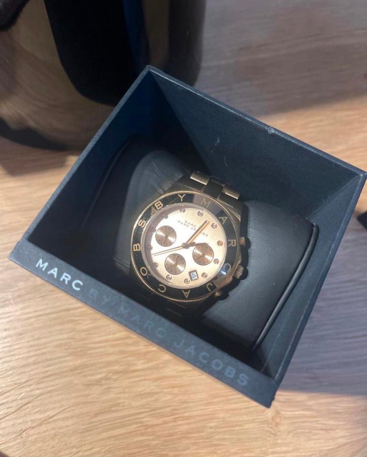 Marc by Marc Jacobs Dameshorloge Goudkleurig, Sieraden, Tassen en Uiterlijk, Horloges | Dames, Overige merken, Staal, Polshorloge
