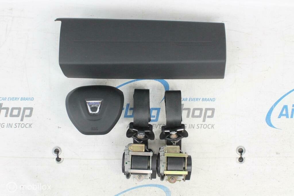 Airbag set - Paneel zwart Dacia Duster (2017-heden), Gebruikt, Ophalen of Verzenden
