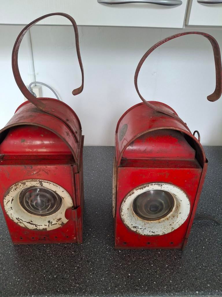 Vintage Spoorweglamp / Treinlamp - Rode Seinlamp Jaren '50, Antiek en Kunst, Ophalen of Verzenden