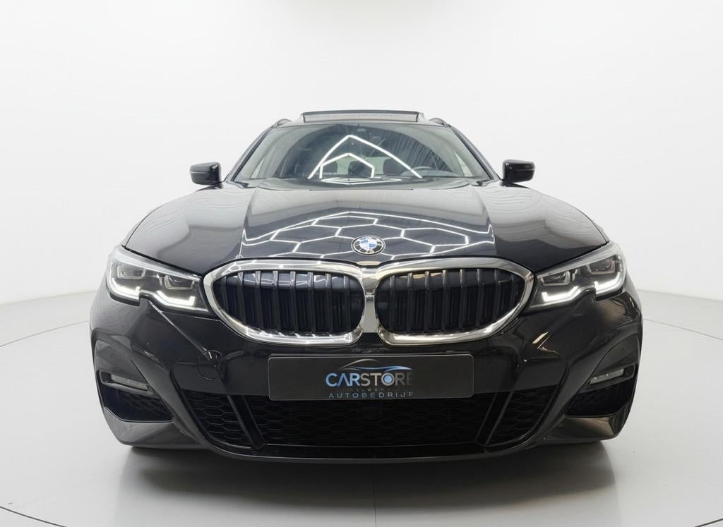 BMW 3-serie Touring 318i High Executive Edition M SPORT PANO, Auto's, BMW, Automaat, 1998 cc, Achterwielaandrijving, Gebruikt