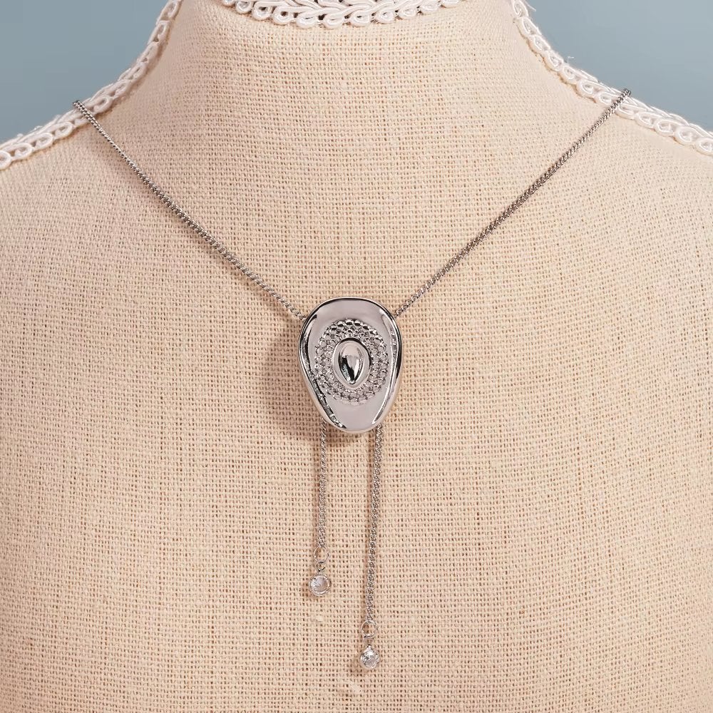 Zilverkleurige cowboyhoed dames ketting, Sieraden, Tassen en Uiterlijk, Verzenden, Nieuw, Zilver, Overige materialen
