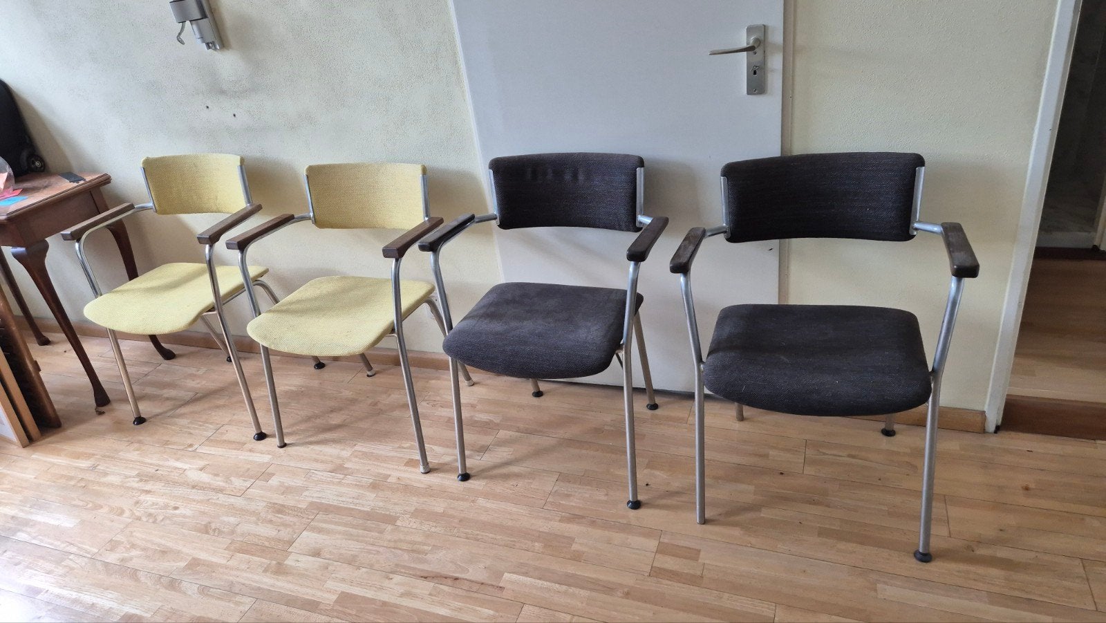 4 Vintage Gispen Stijl Stoelen Opknappers, Antiek en Kunst, Ophalen