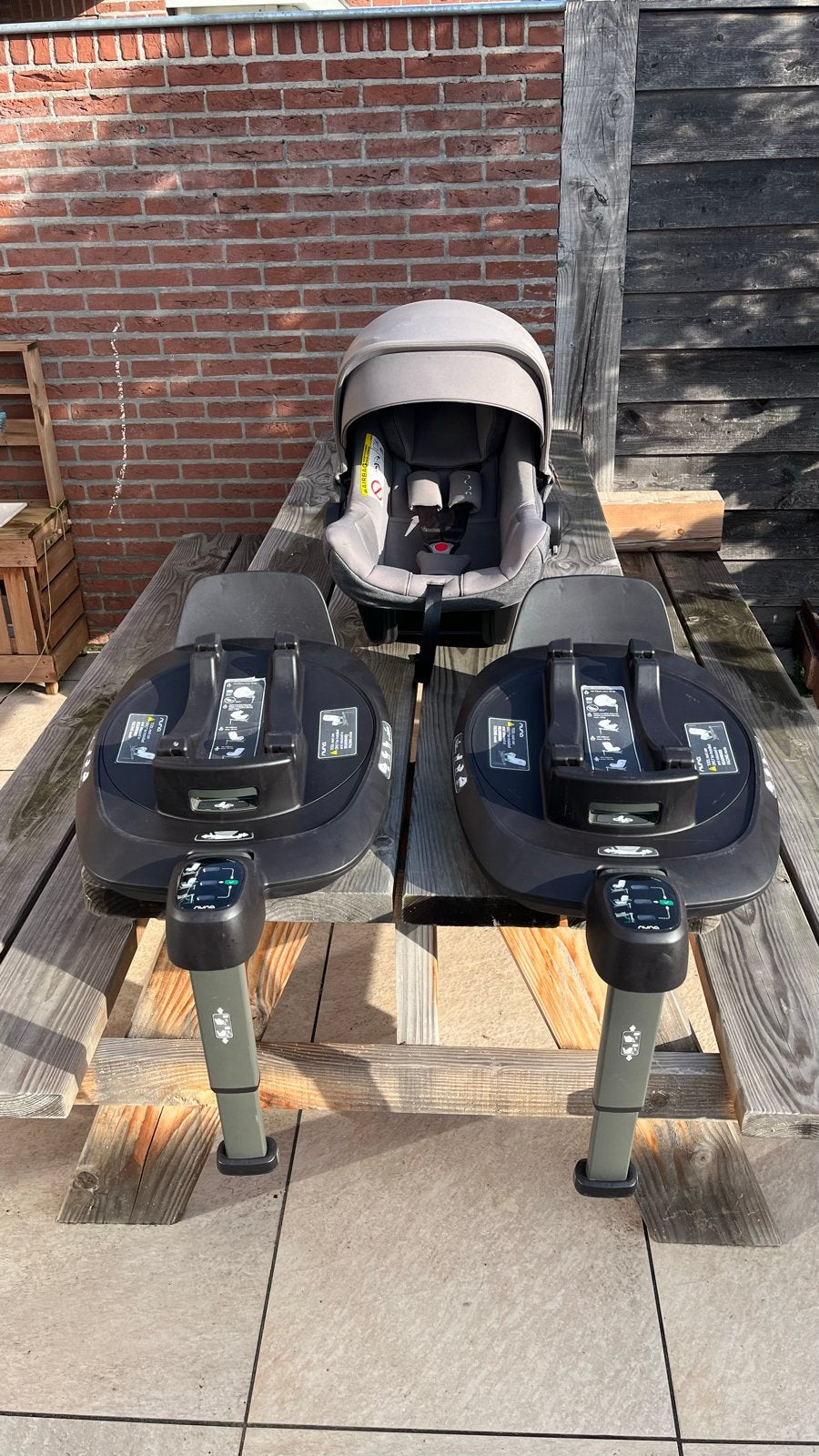 Nuna Pipa Next autostoel met 2 Isofix bases, Kinderen en Baby's, Zo goed als nieuw, Isofix, 0 t/m 13 kg, Ophalen