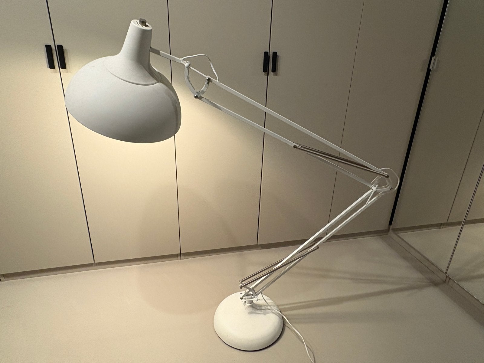 Zuiver Office Vloerlamp Wit - Verstelbare Bureaulamp, Ophalen, Gebruikt, E27 (groot), Metaal