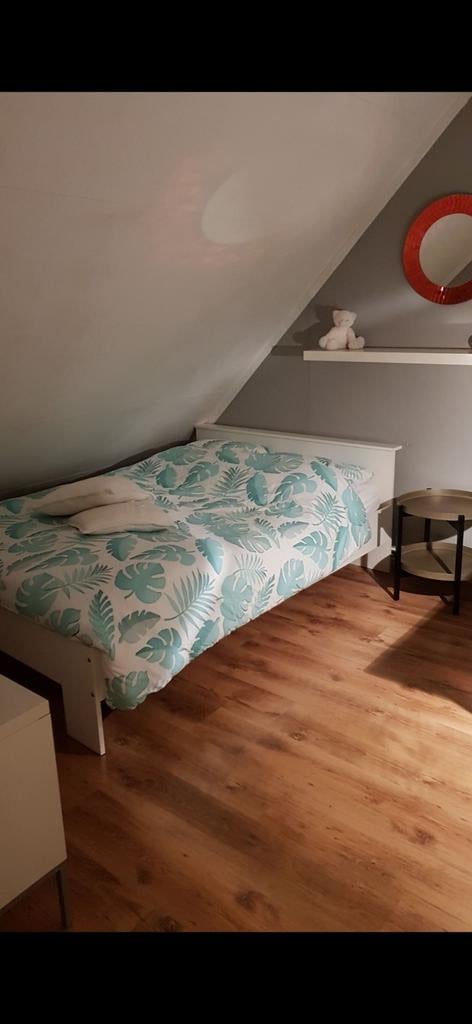 Ikea tweepersoonsbed met lattenbodems en matras, Ophalen, Gebruikt, Wit, Tweepersoons