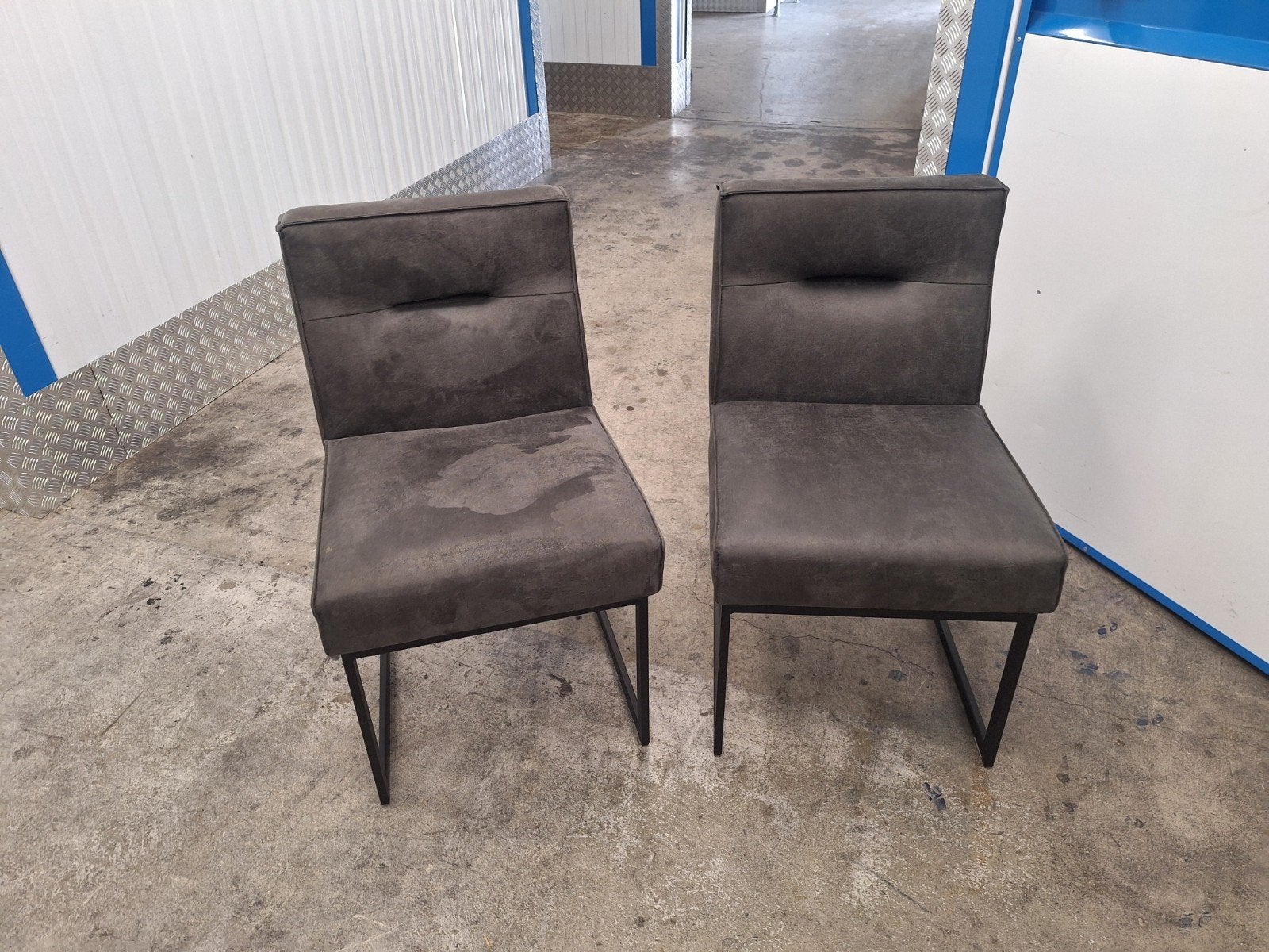 Set van 4 moderne eetkamerstoelen - Grijs stof