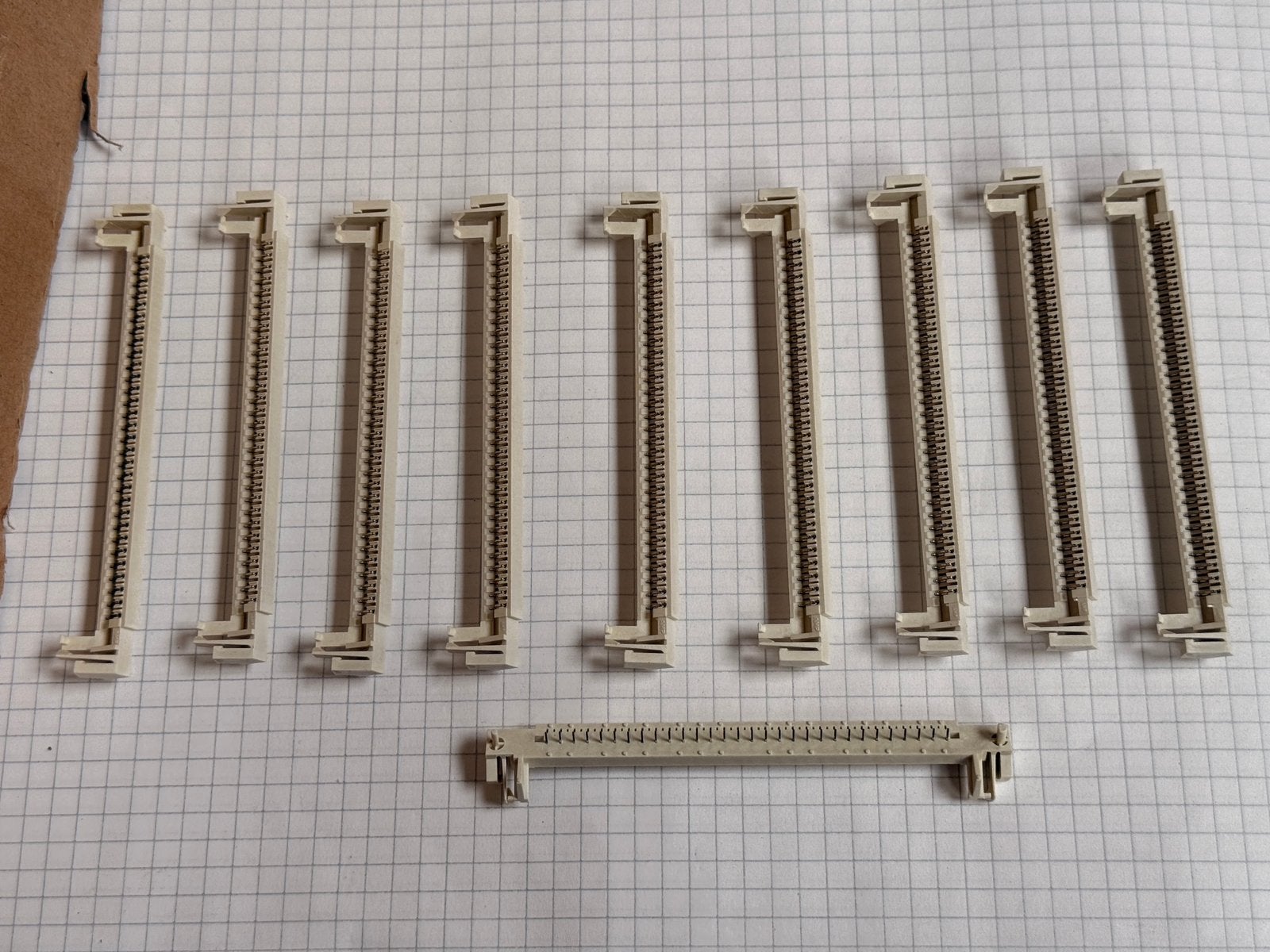 AMP geheugen simm voet 30P single row prijs per stuk., Ophalen of Verzenden, Zo goed als nieuw, Nvt, Nvt