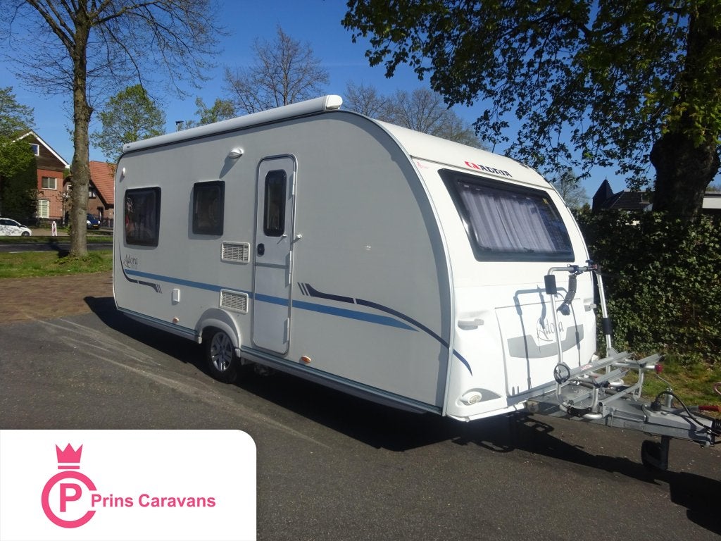Adria Adora 512 GERESERVEERD, Caravans en Kamperen, Dwarsbed, Rondzit, Schokbreker, Bedrijf
