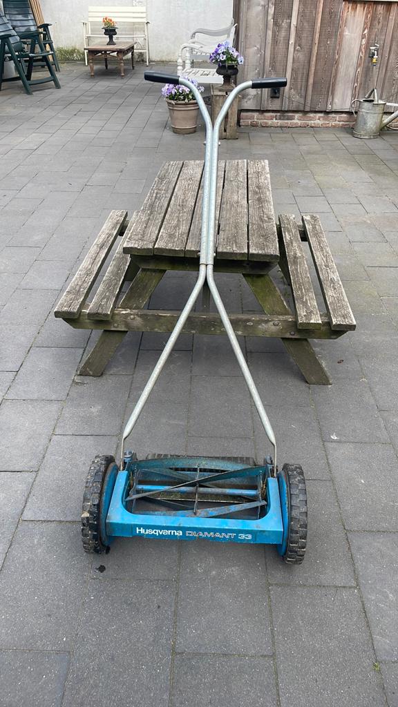 Husqvarna Diamant 33 handgrasmaaier - Werkt nog goed!, Tuin en Terras, Grasmaaiers, Ophalen, Gebruikt, Handgrasmaaier, 30 t/m 39 cm