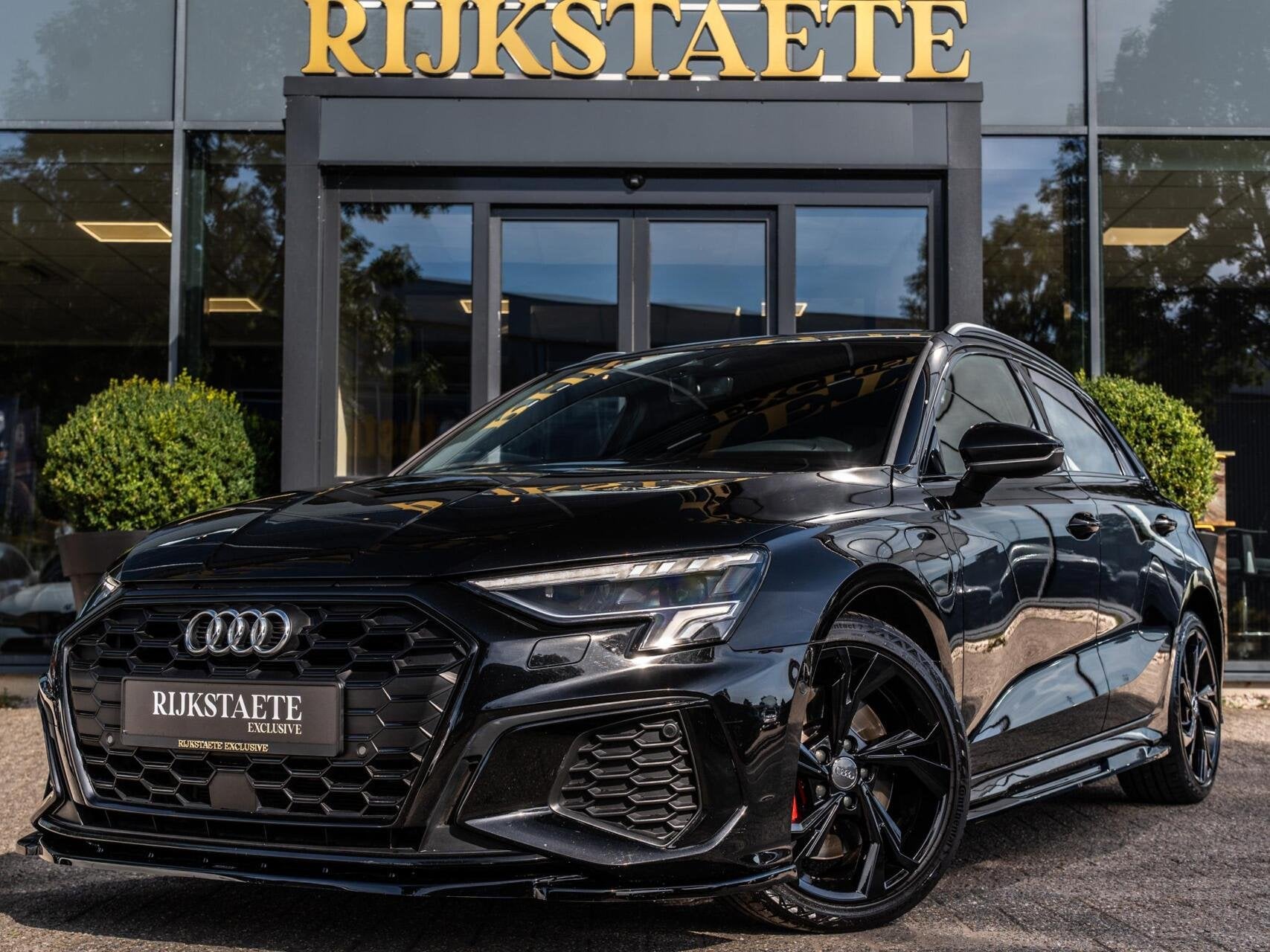 Audi A3 Sportback 45 TFSI e S-Line Competition|MAXTON|ACC|18, Auto's, Dealer onderhouden, Gebruikt, 4 cilinders, Zwart