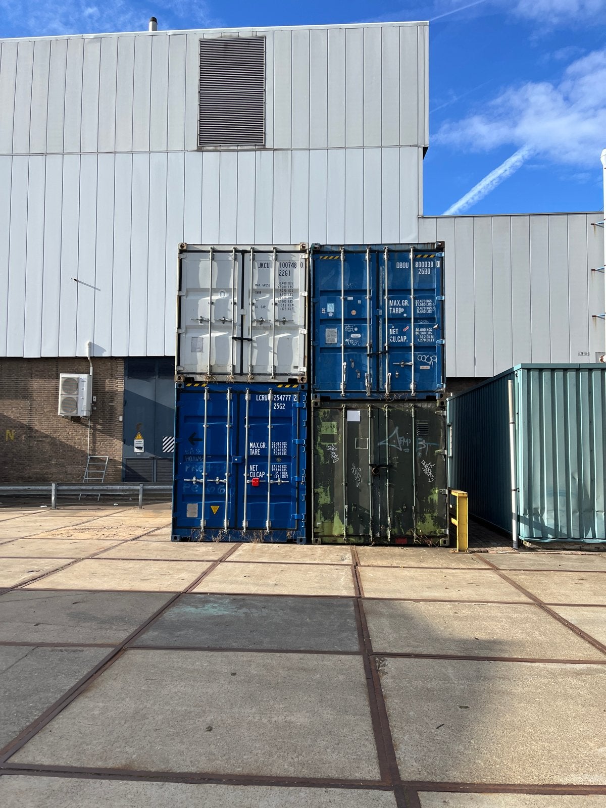 5 containers (incl. bar/tinyhouse) met horeca inboedel, Huis en Inrichting, Ophalen