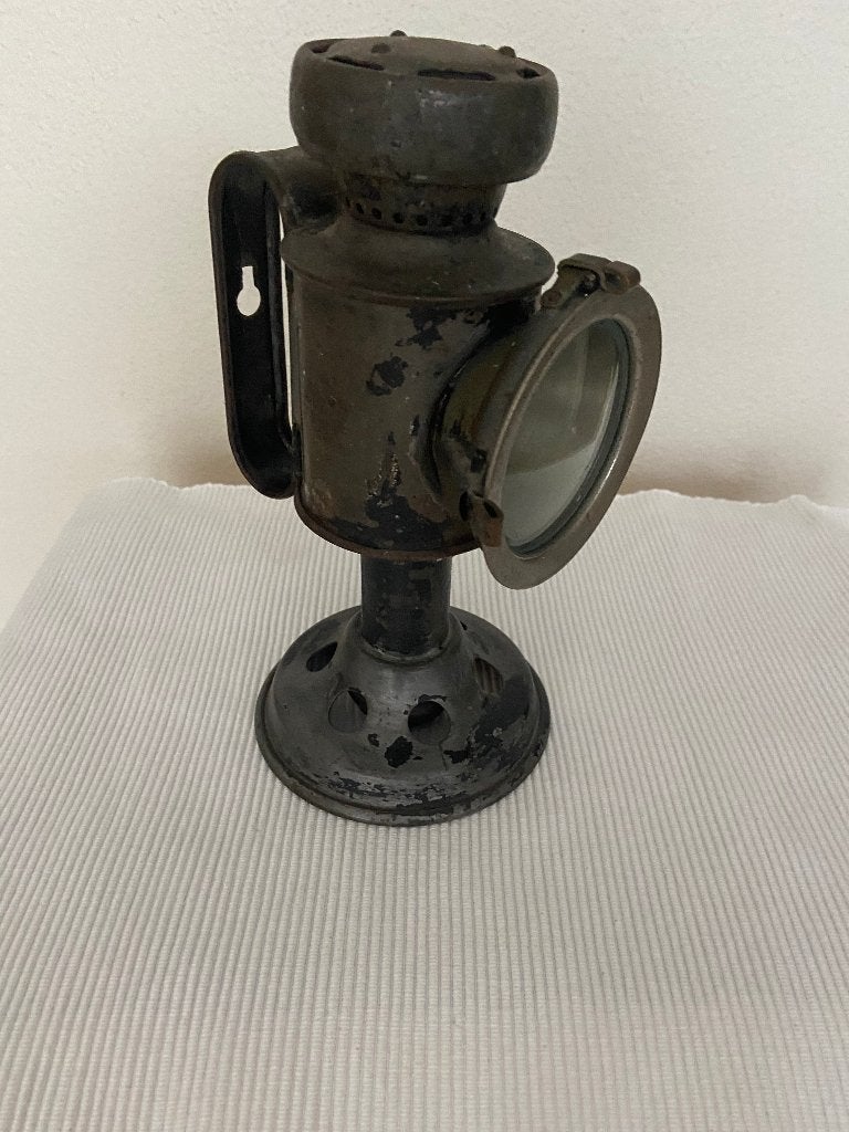 Antieke militaire blackout kaarslantaarn (blaker), Ophalen of Verzenden
