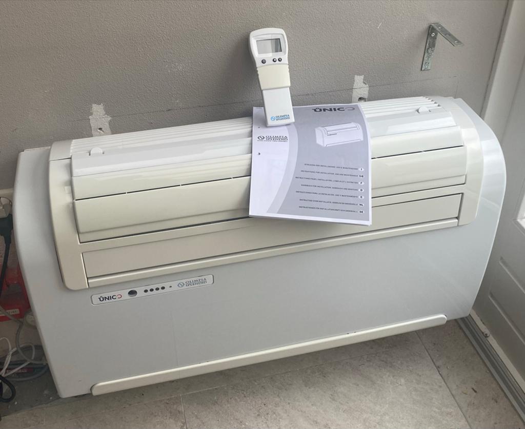 Olympia Splendid UNICO SMART 12 SF - Zo goed als nieuw, Ophalen, Zo goed als nieuw, Wandairco, Afstandsbediening