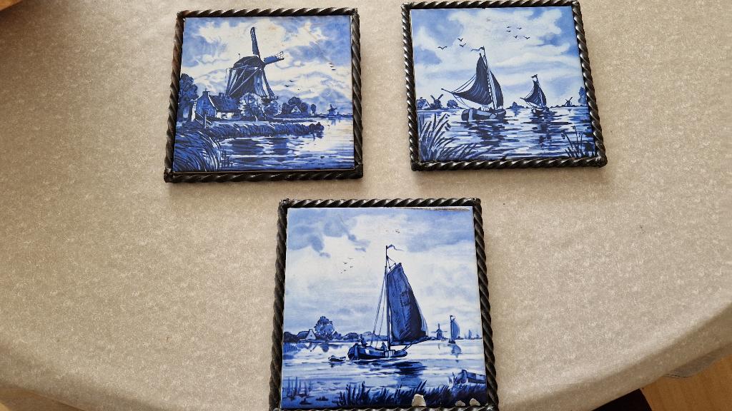 3 oude tegeltjes in oude lijstjes, Antiek en Kunst, Ophalen of Verzenden