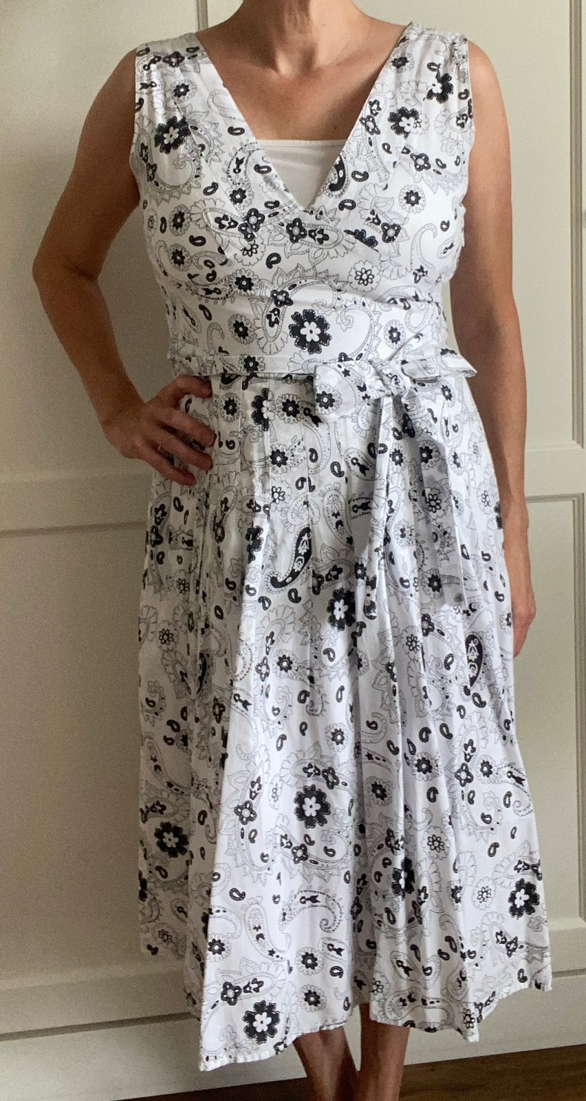 Bien Bleu zomerjurk maat S, wit met zwart dessin, Verzenden, Wit, Maat 36 (S), Gedragen
