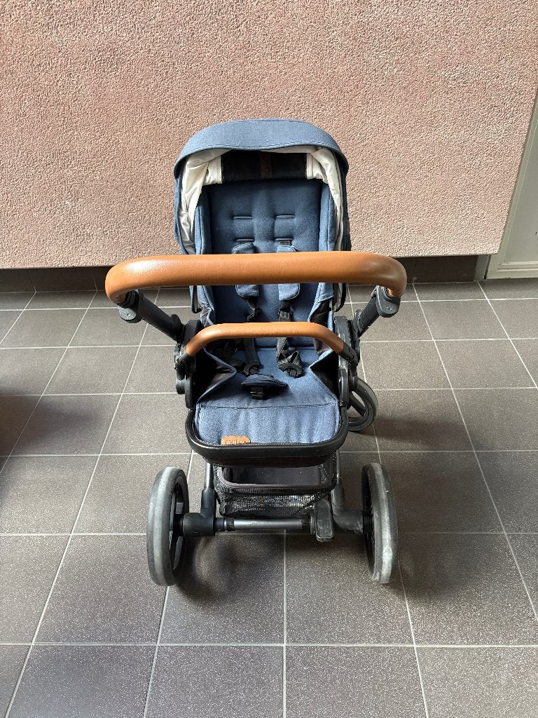 Mutsy kinderen/wandelwagen, Ophalen, Zo goed als nieuw, Combiwagen, Mutsy