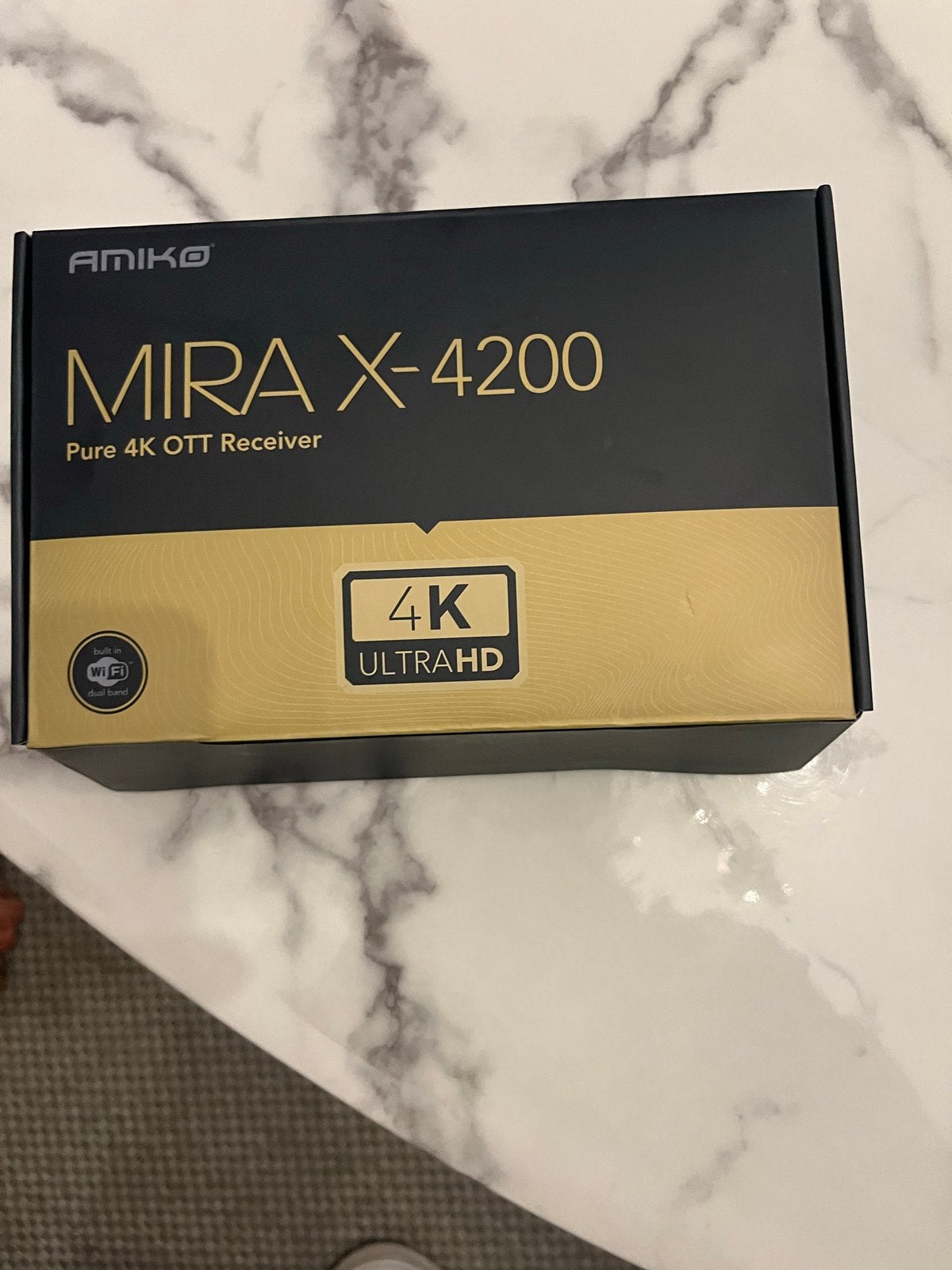 Amiko Mira X-4200 4K OTT Receiver met abonnement, Ophalen, Zo goed als nieuw, Decoder