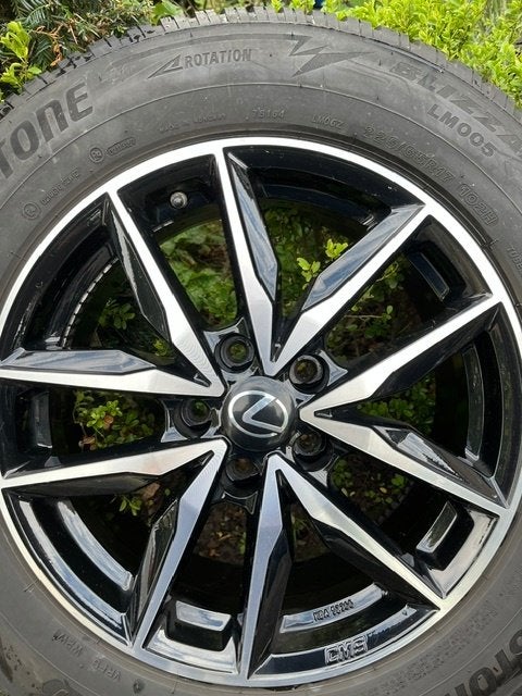 mooie velgen met winterbanden, gebruikt onder Lexus NX 300h., Ophalen, Gebruikt, Banden en Velgen, 17 inch