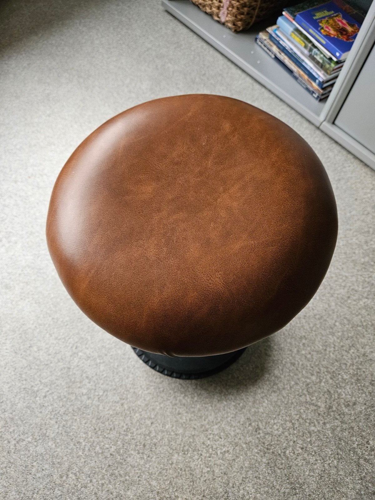 In hoogte verstelbare ergonomische kruk, Ophalen, Zo goed als nieuw