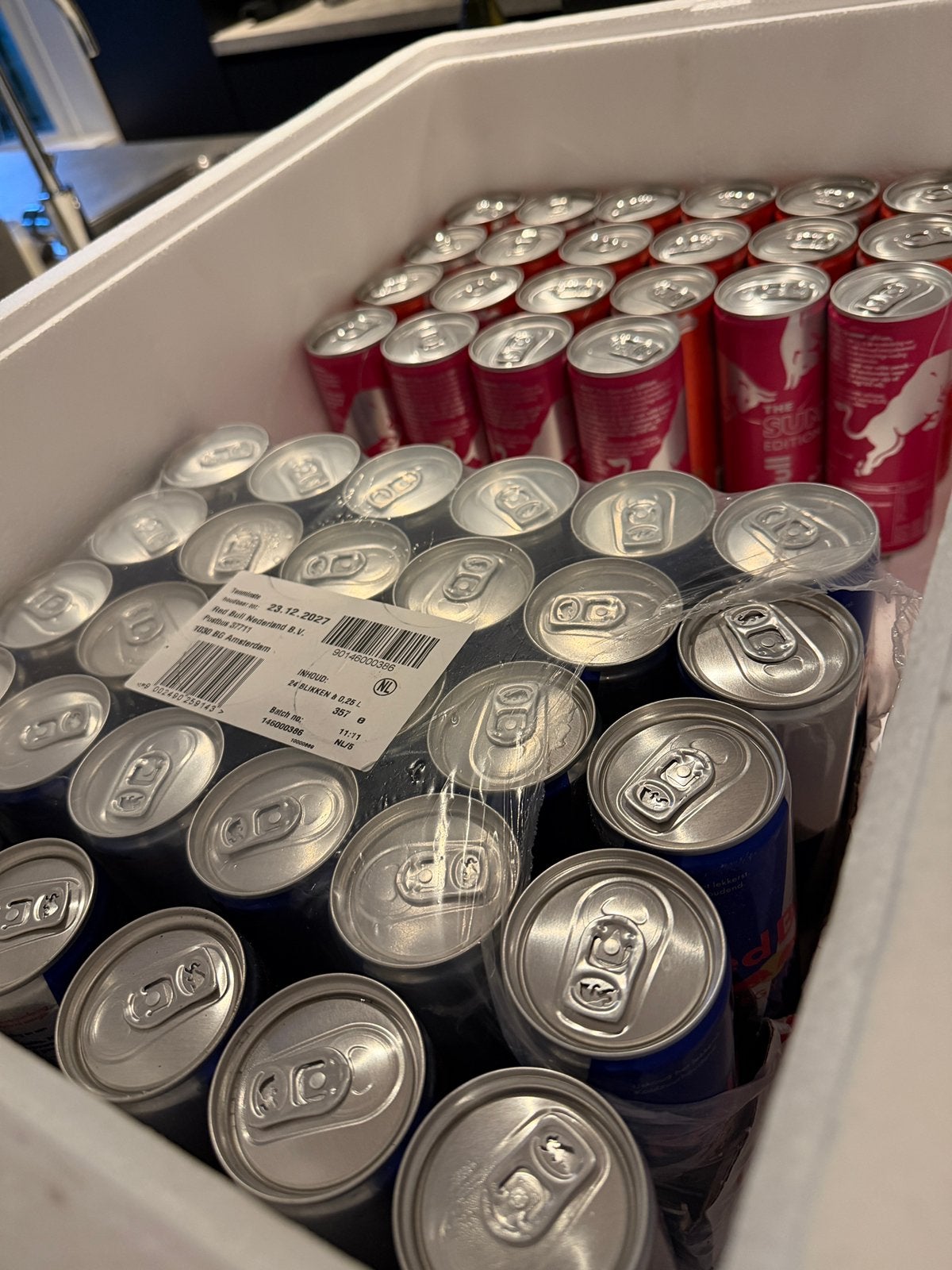 30 redbull en 22 redbull rode mix, Ophalen