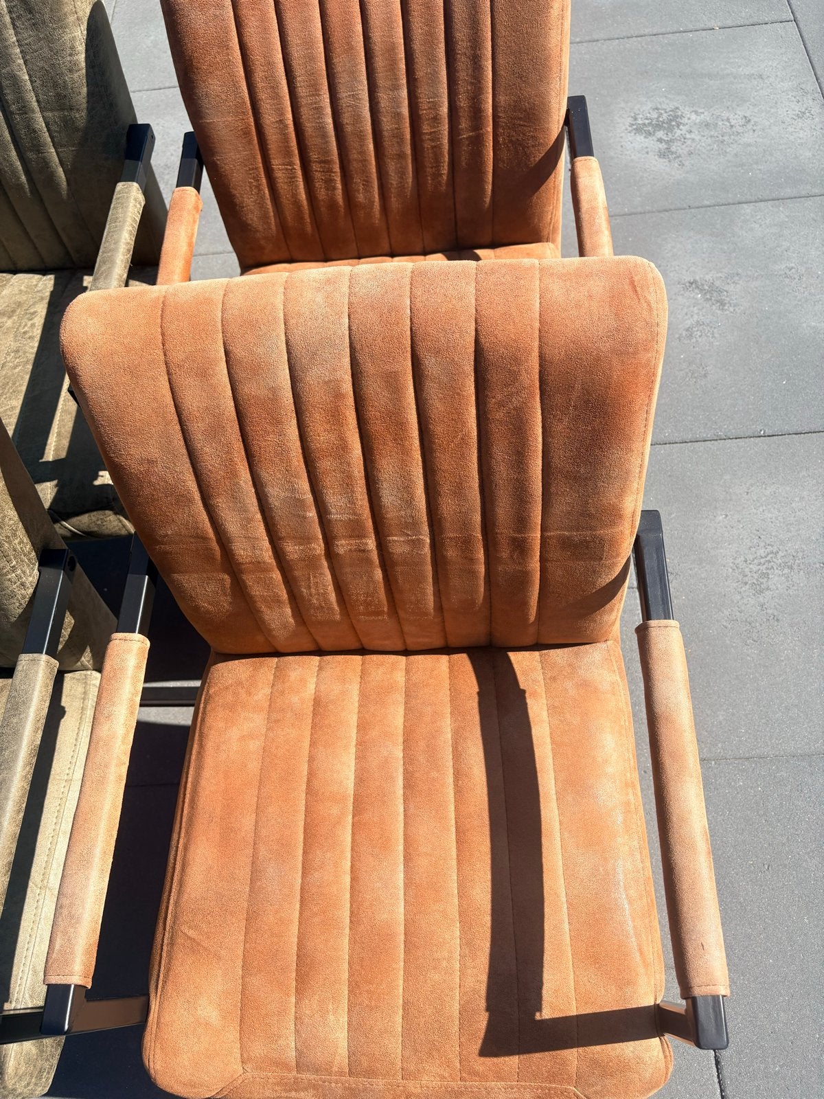 Set van 4 bruine stoelen met armleuningen, Huis en Inrichting, Ophalen, Gebruikt, Overige kleuren, Vier