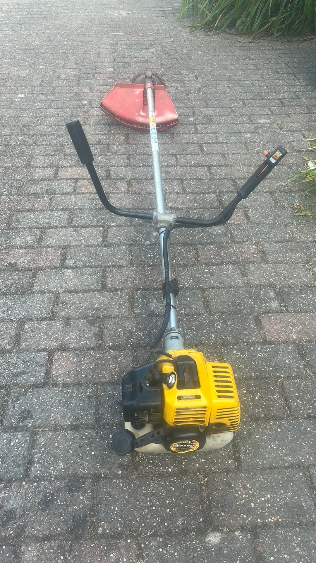 Texas bosmaaier incl draadlop,en helm en harnas, Ophalen, Gebruikt, Benzine