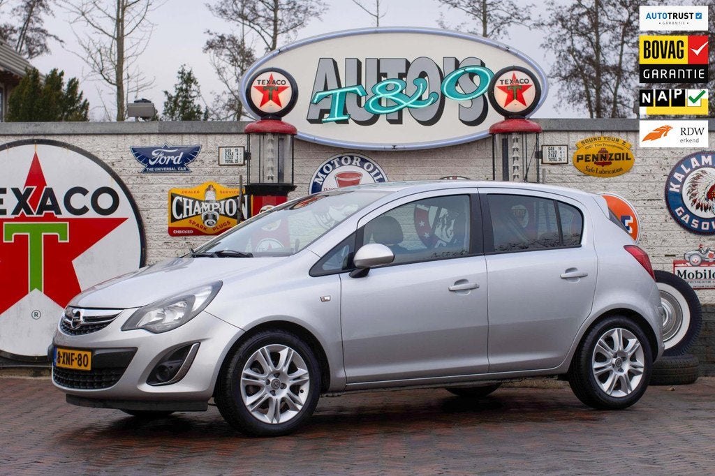 Opel Corsa 1.2-16V BlitZ 1e Eig. 17.900 km +NAP NL-auto, Auto's, Opel, Euro 5, Gebruikt, 750 kg, 4 cilinders