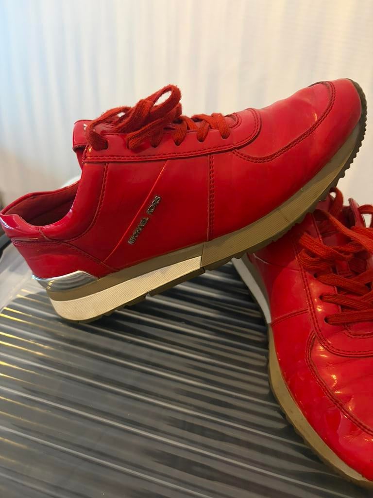 Michaell Kors sneakers mt 39, Ophalen of Verzenden, Rood, Sneakers of Gympen, Zo goed als nieuw