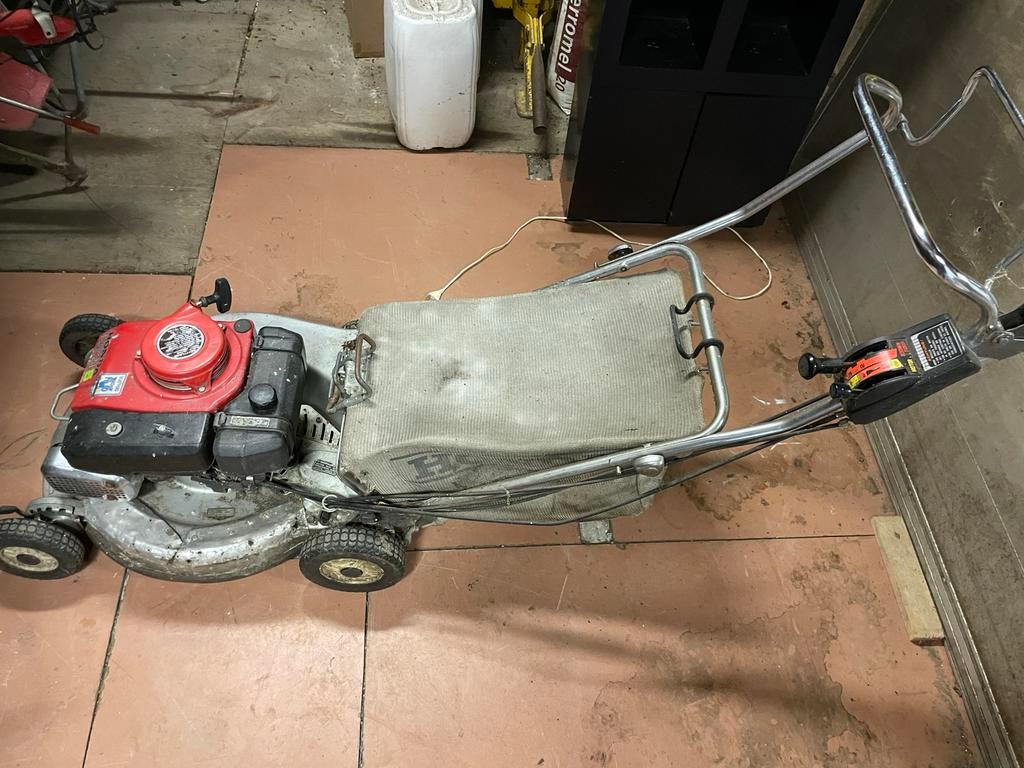 Honda HR215 Benzine Grasmaaier - Gebruikt, Tuin en Terras, Grasmaaiers, Ophalen, Cirkelmaaier, Gebruikt, 40 t/m 49 cm