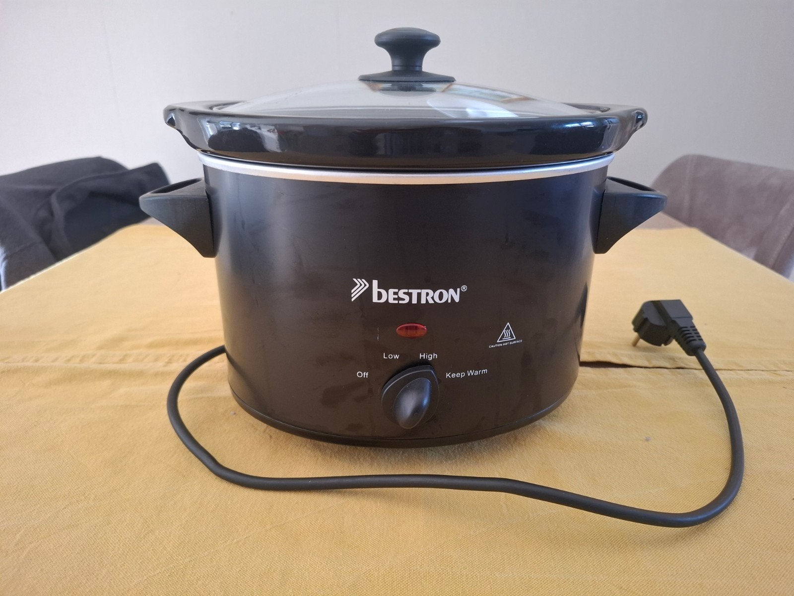 Bestron Slowcooker - Zwart, Ophalen of Verzenden, Zo goed als nieuw