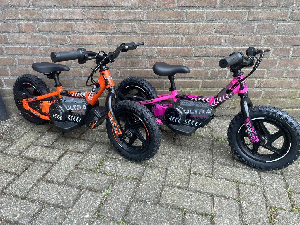 Elektrische loopfiets 12 inch, Nieuw !, Kinderen en Baby's, Speelgoed | Buiten | Voertuigen en Loopfietsen, Loopfiets, ., Nieuw