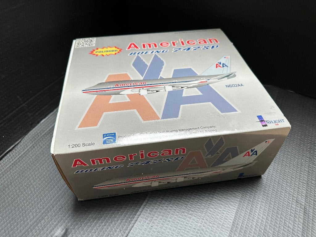DEFECT American Airlines / B747SP / Inflight200, Verzamelen, Luchtvaart en Vliegtuigspotten, Verzenden, Gebruikt, Schaalmodel