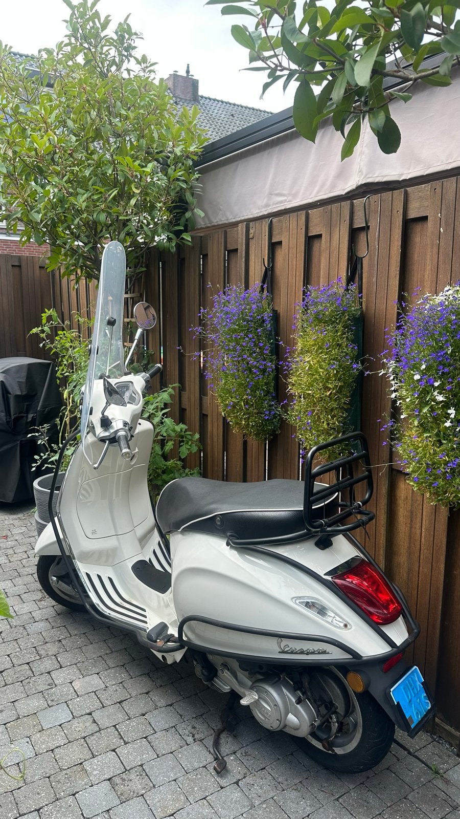 Vespa Primavera 2016 - 1e eigenaar, kunst slangenleer zadel, Ophalen, Gebruikt, Overige modellen, Benzine