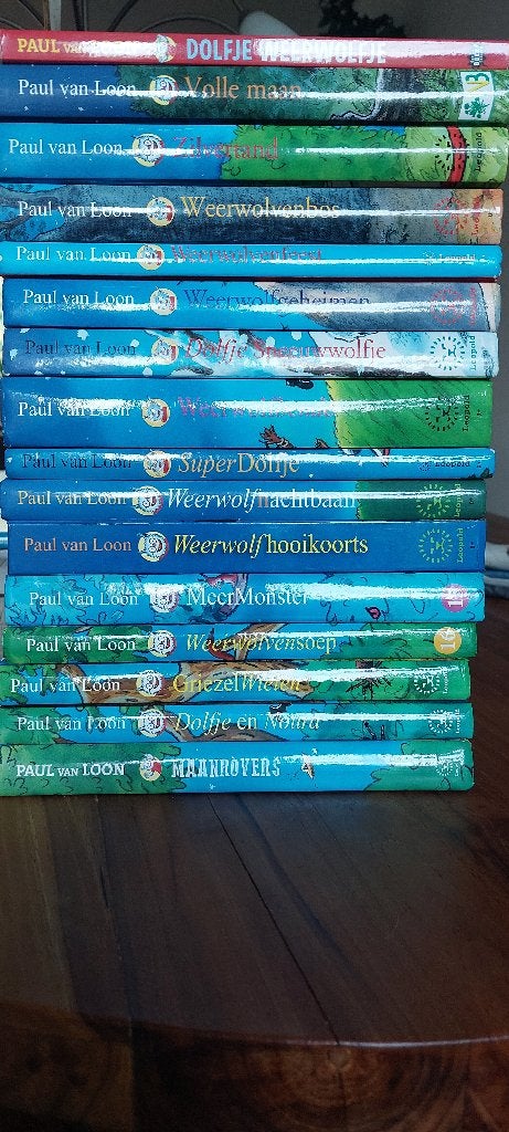 16 boeken Dolfje Weerwolfje, Ophalen of Verzenden, Zo goed als nieuw, Paul van Loon, Fictie algemeen